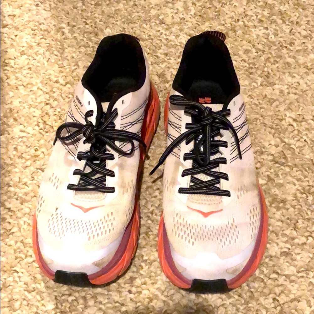 Clifton 6 HOKA sneakers